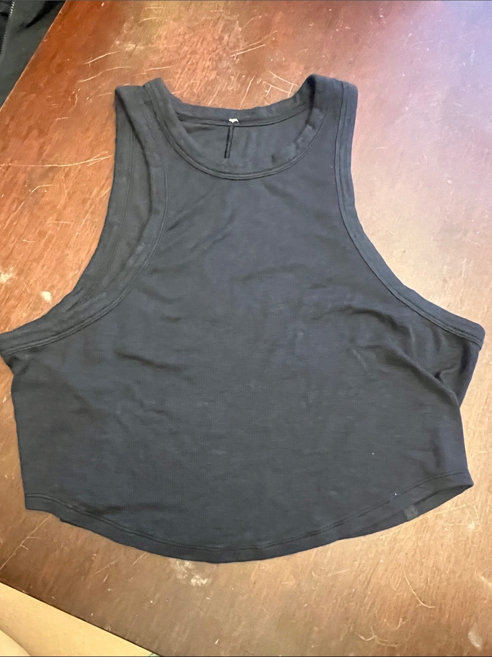 Lululemon hold tight cropped tank top